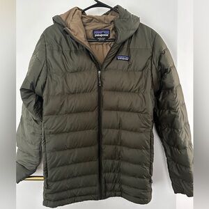 Patagonia Down Puffer Jacket, Hooded Down Sweater, Men’s XS / Fits Women’s Small